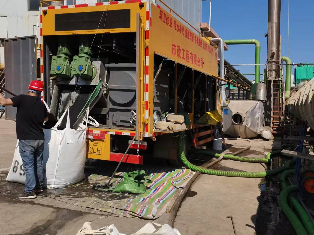 霞浦淤泥压干处理